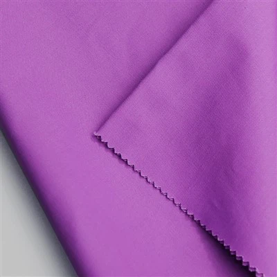 Rozciągliwy wodoodporny materiał